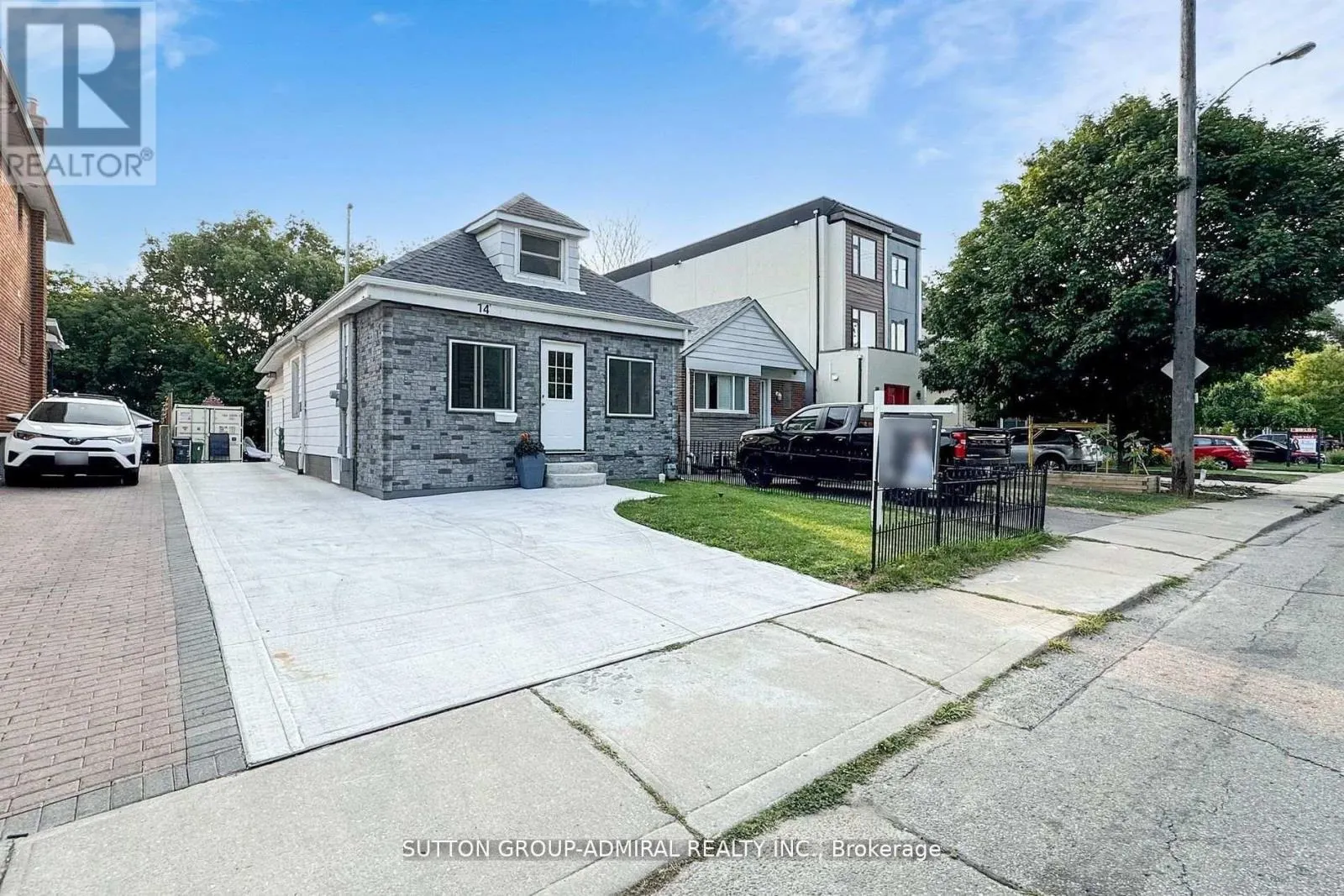 14 SPEARS STREET