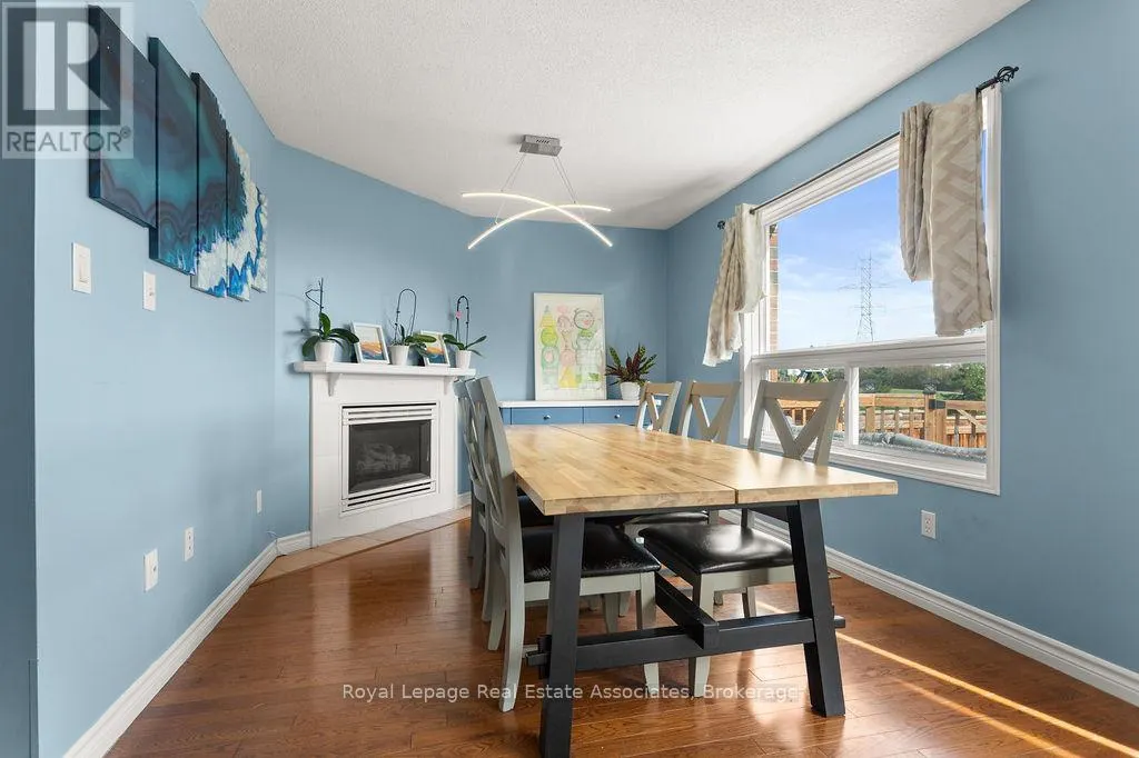 2913 DARIEN ROAD