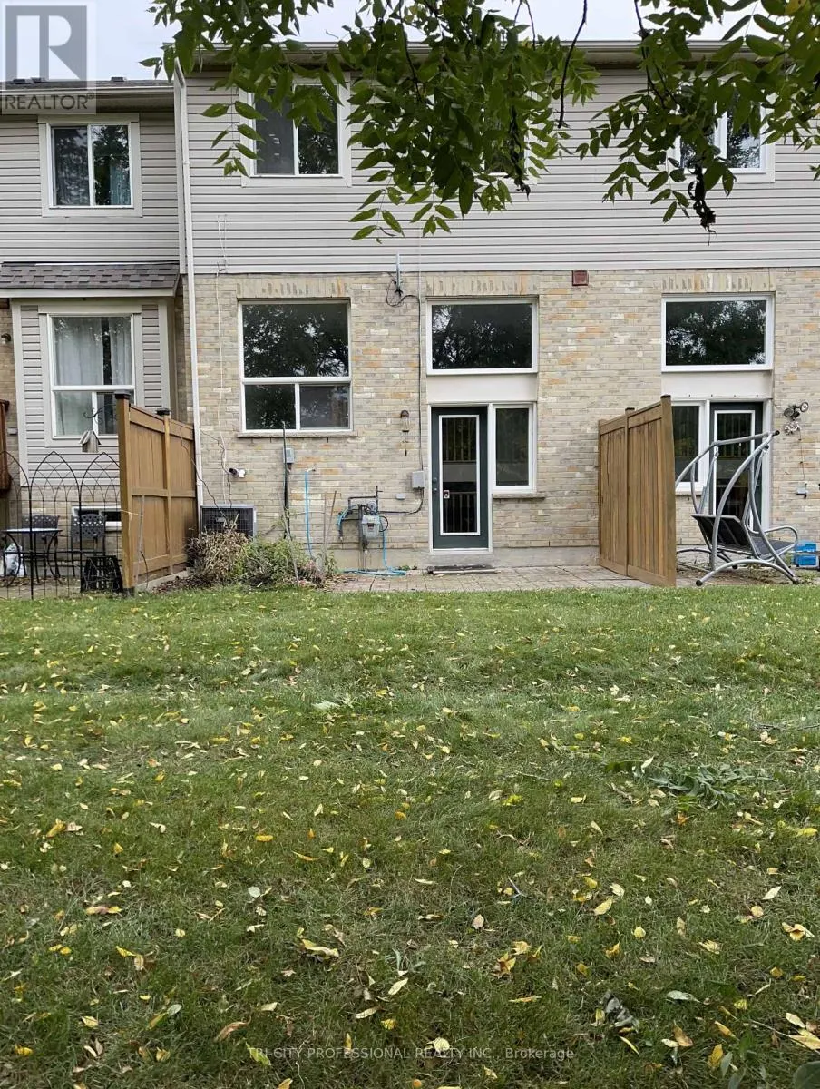 27 - 7284 BELLSHIRE GATE