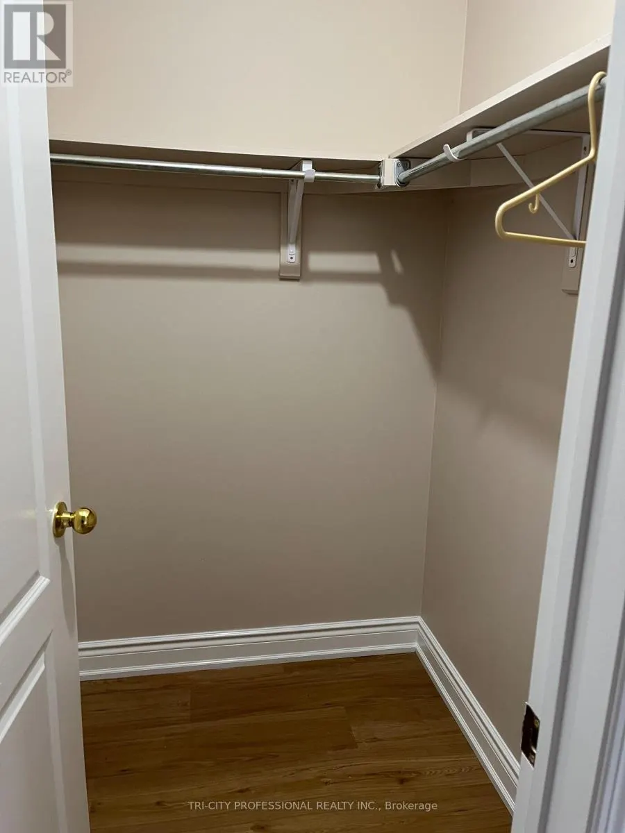 27 - 7284 BELLSHIRE GATE