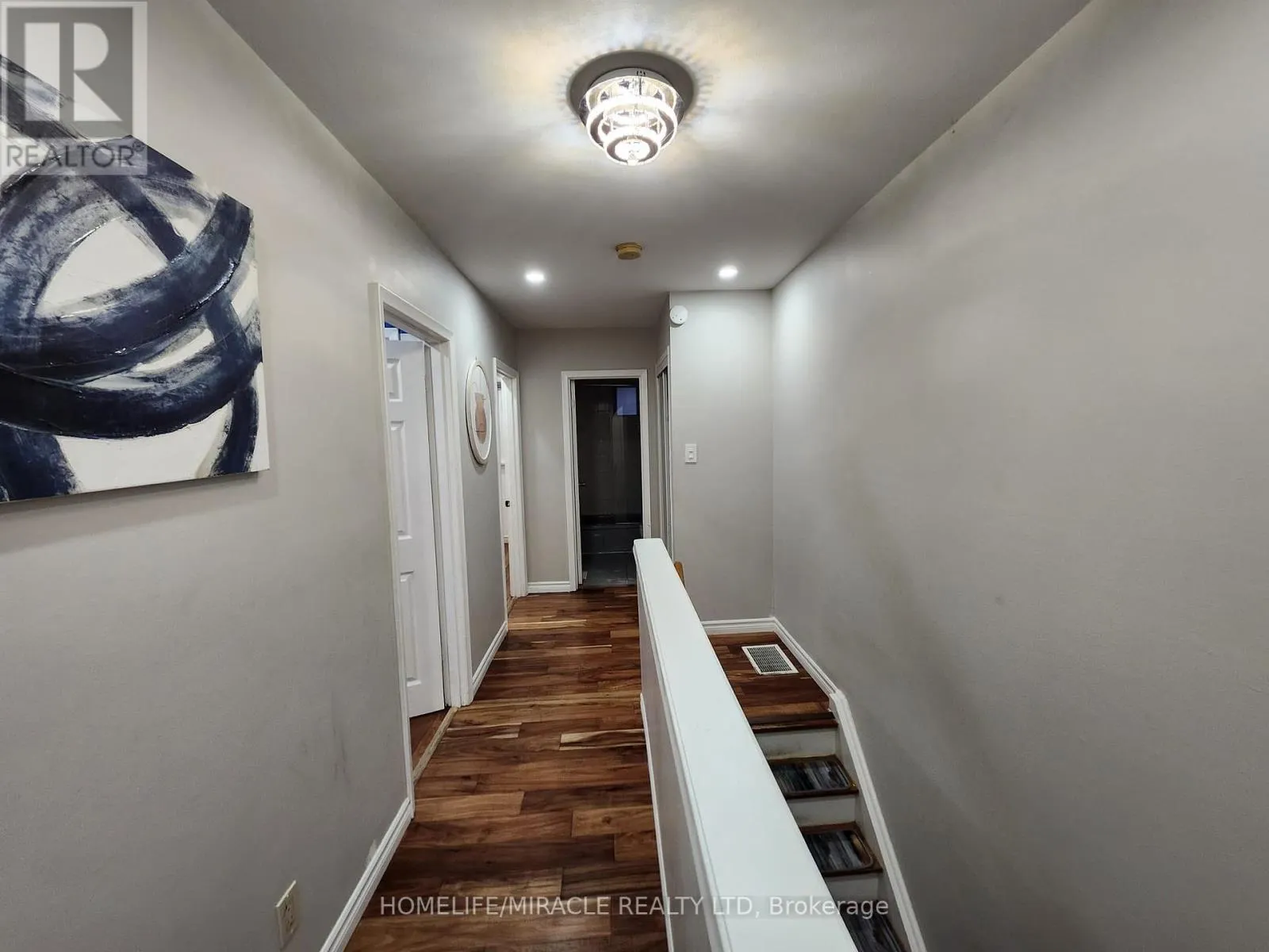 40 CORBY CRESCENT