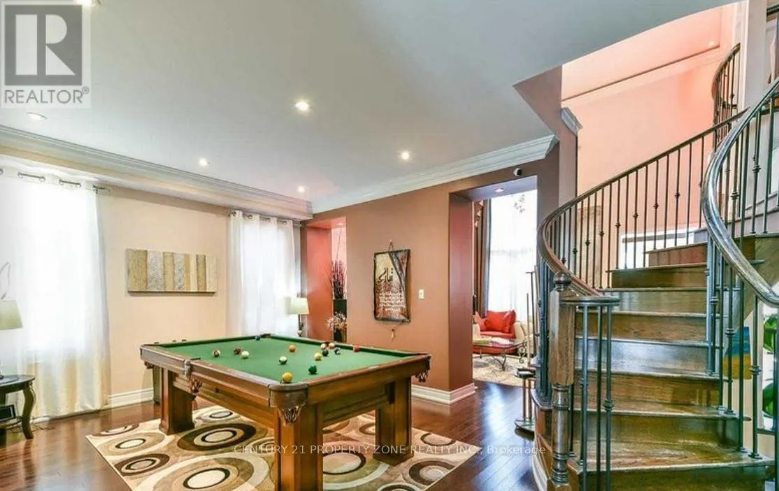12 FORT WILLIAMS DRIVE