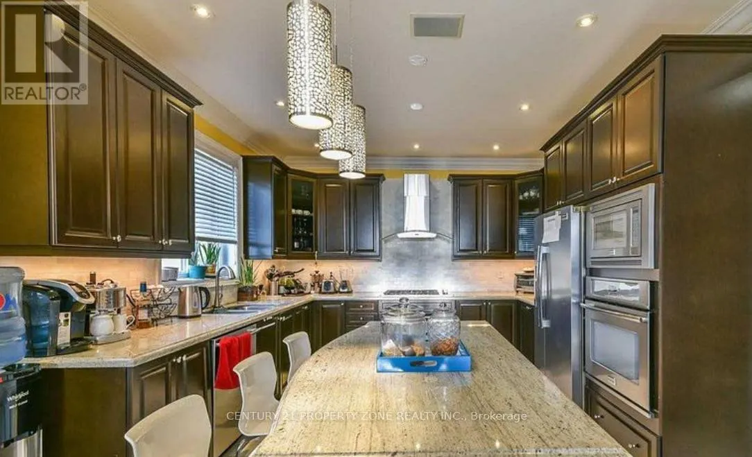 12 FORT WILLIAMS DRIVE