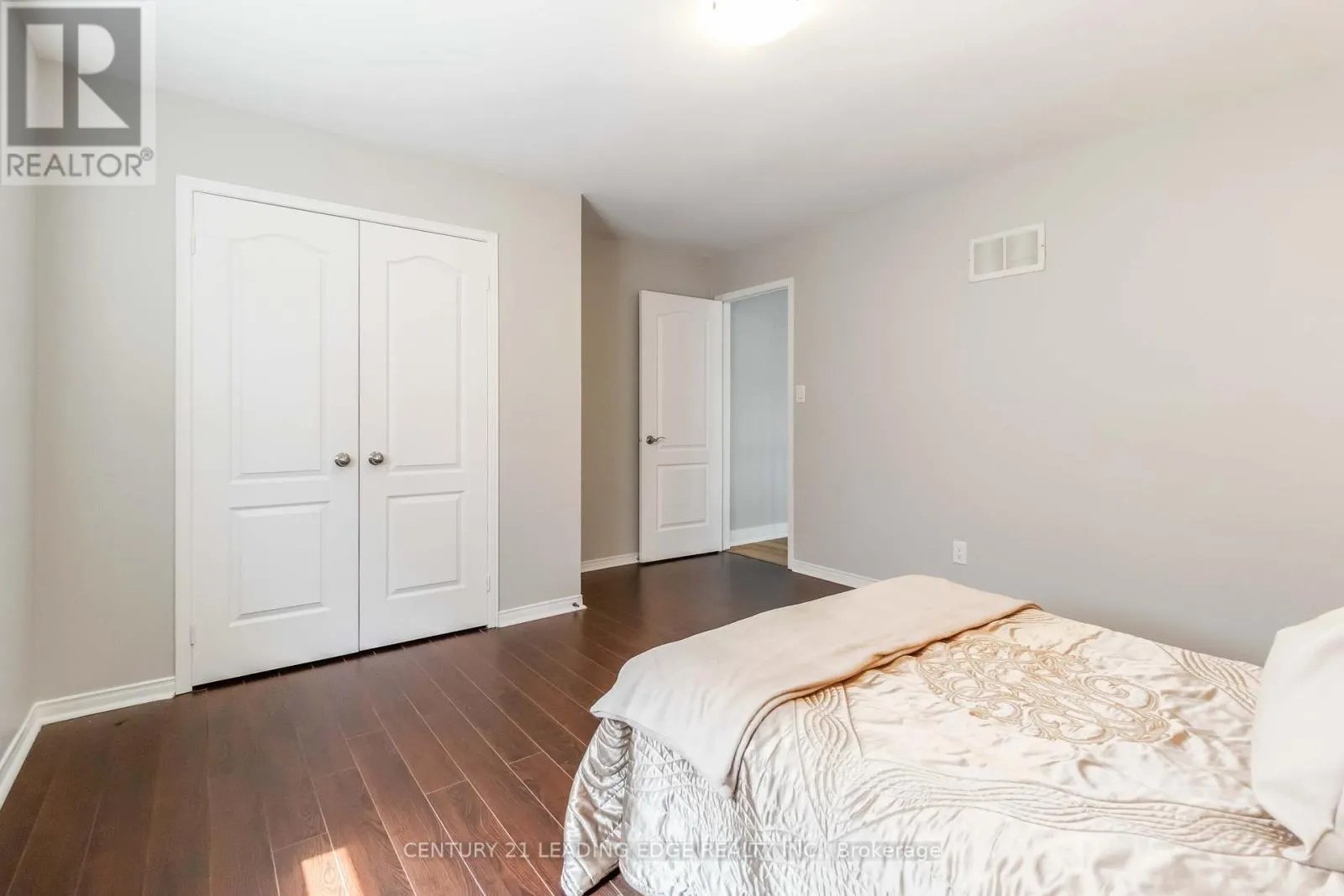 286 FERNFOREST DRIVE