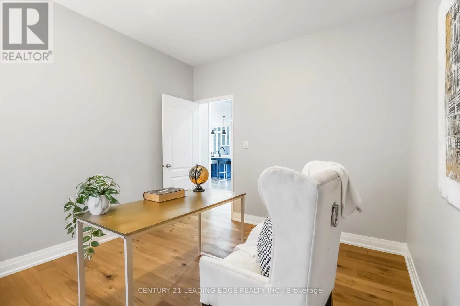 286 FERNFOREST DRIVE