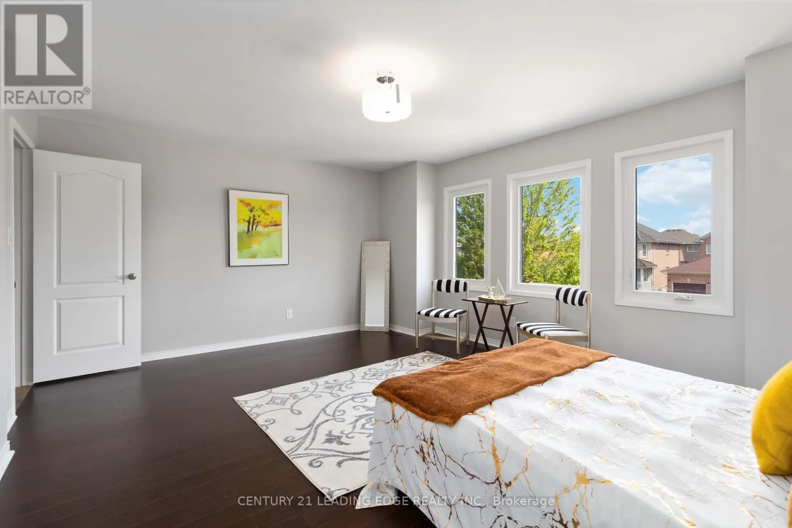 286 FERNFOREST DRIVE