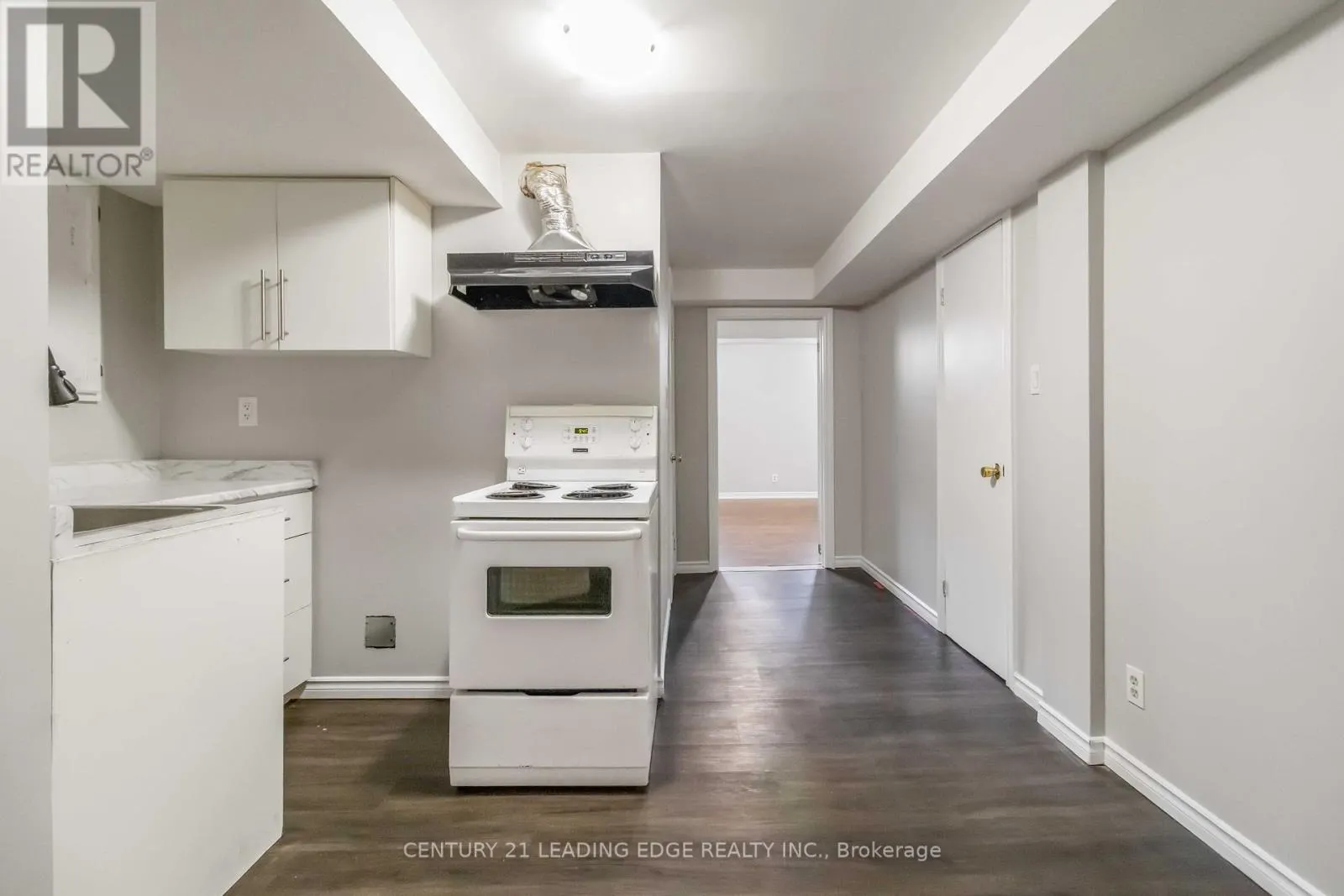 286 FERNFOREST DRIVE