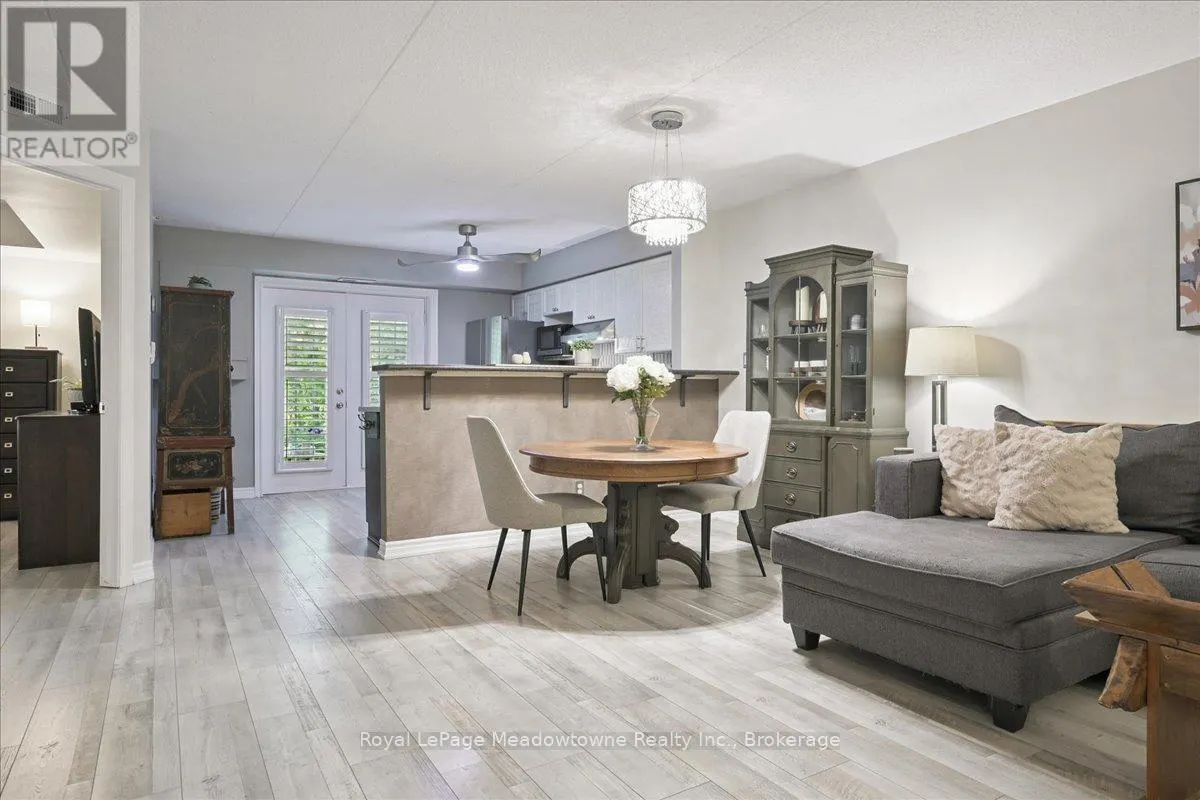 105 - 1450 BISHOPS GATE, #105