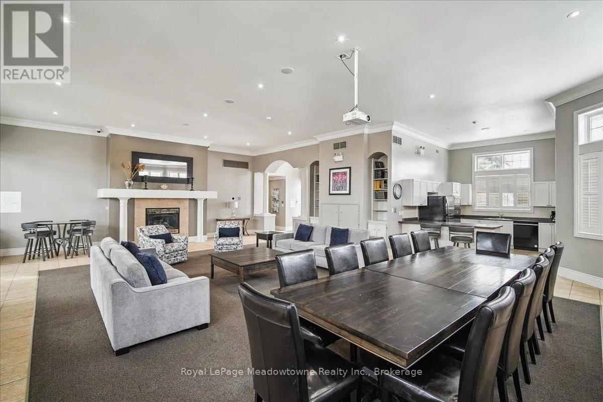 105 - 1450 BISHOPS GATE, #105