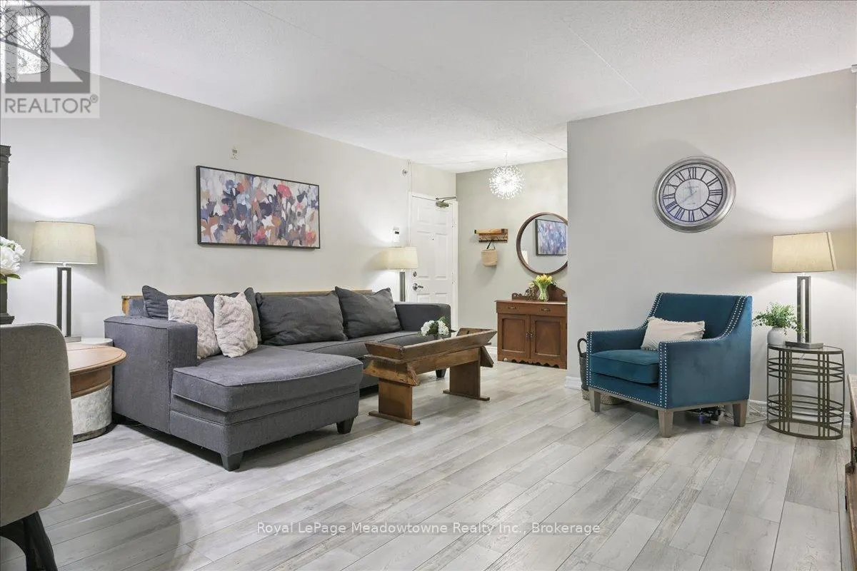 105 - 1450 BISHOPS GATE, #105