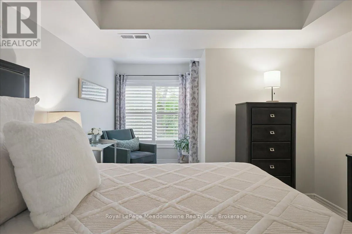 105 - 1450 BISHOPS GATE, #105