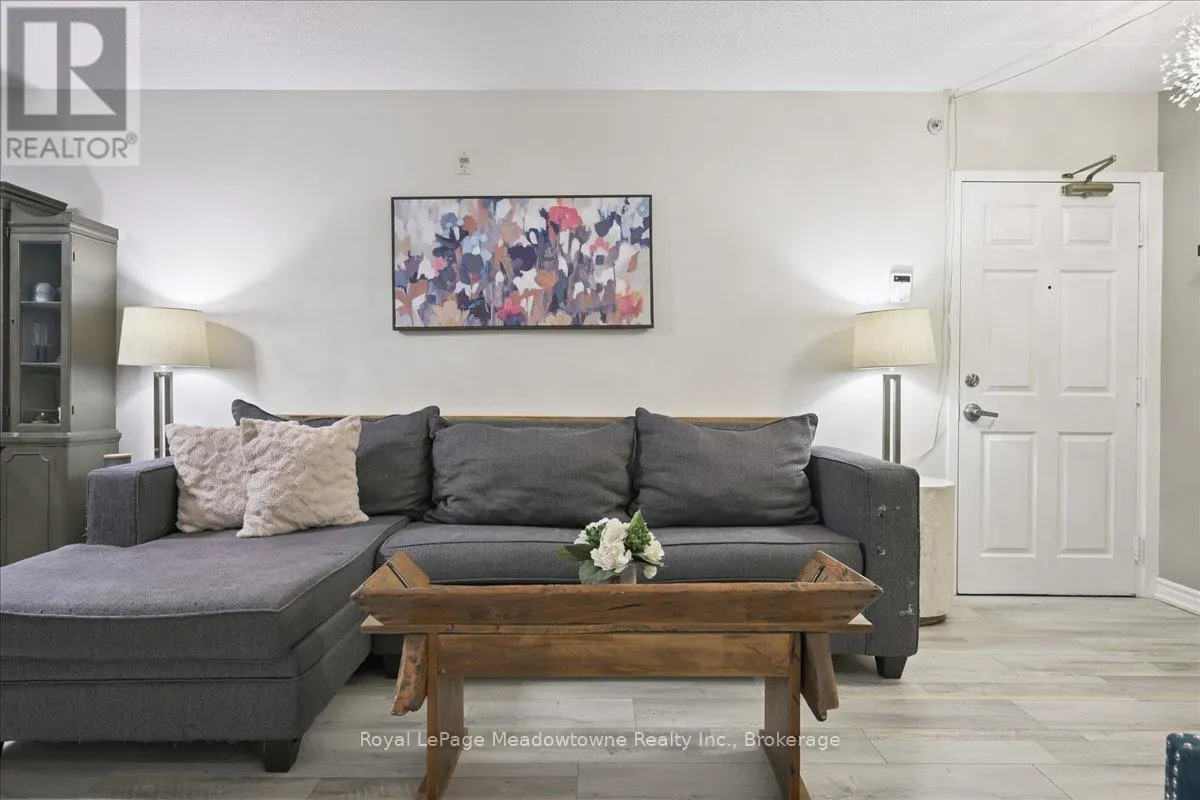 105 - 1450 BISHOPS GATE, #105