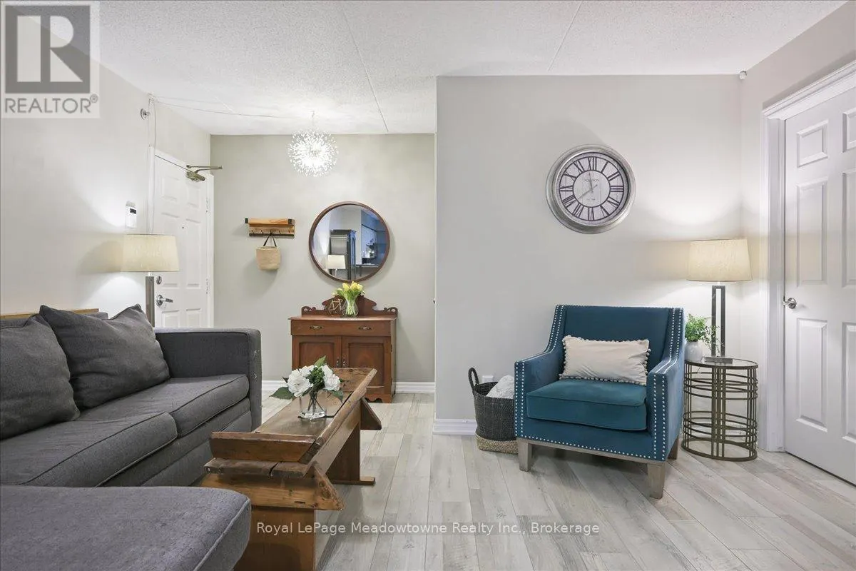 105 - 1450 BISHOPS GATE, #105