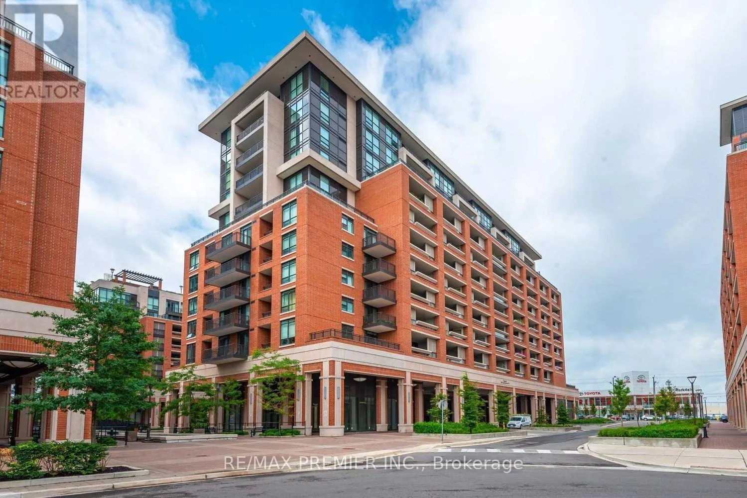 1109 - 830 LAWRENCE AVENUE