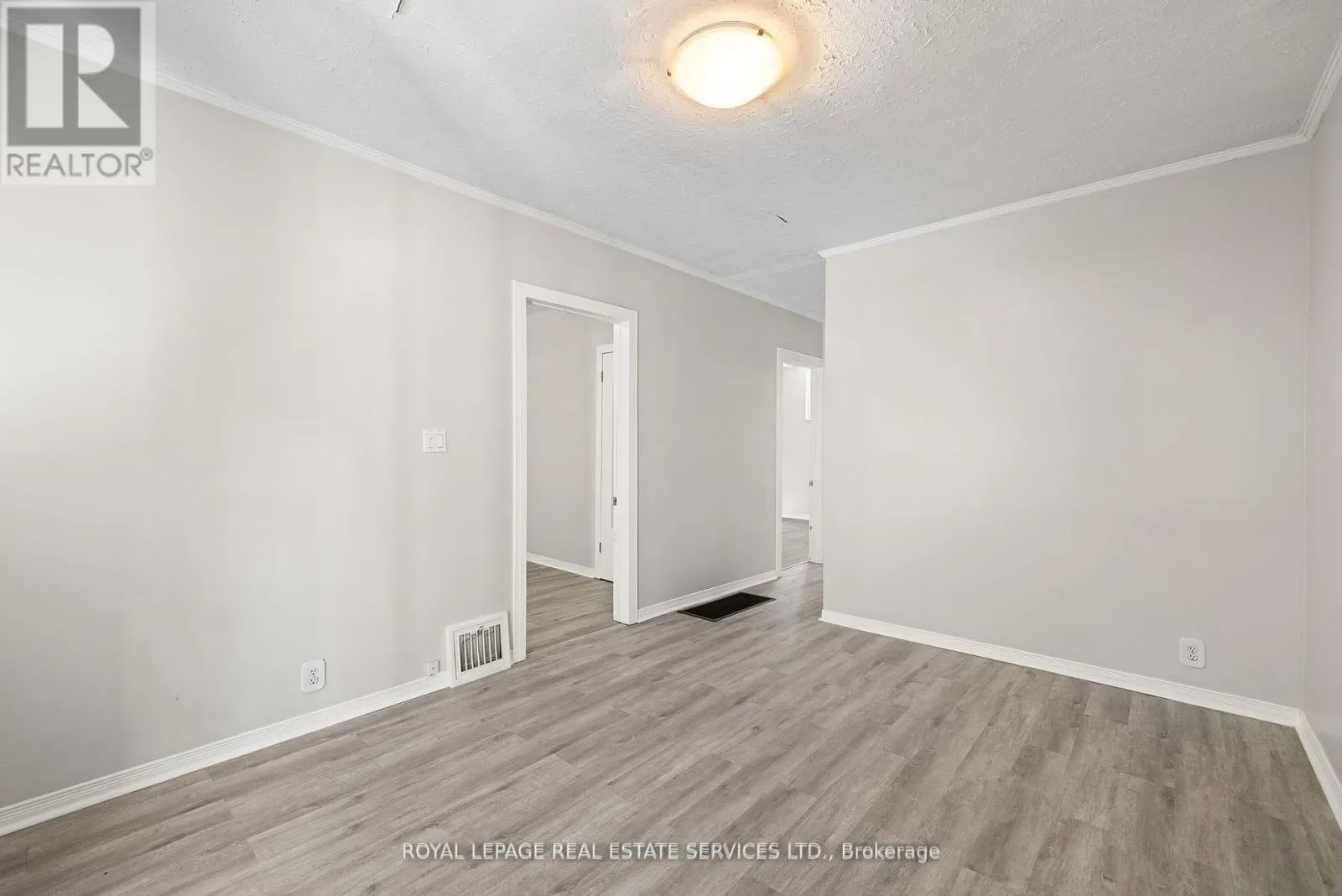 37 SIMPSON AVENUE