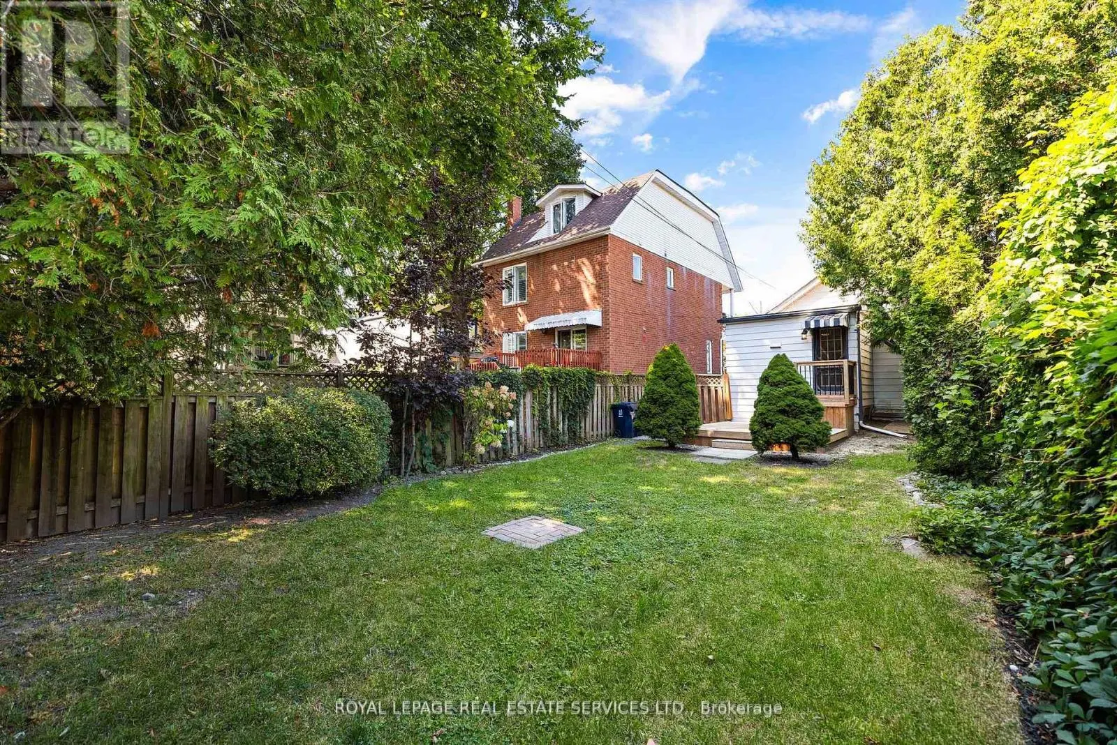 37 SIMPSON AVENUE