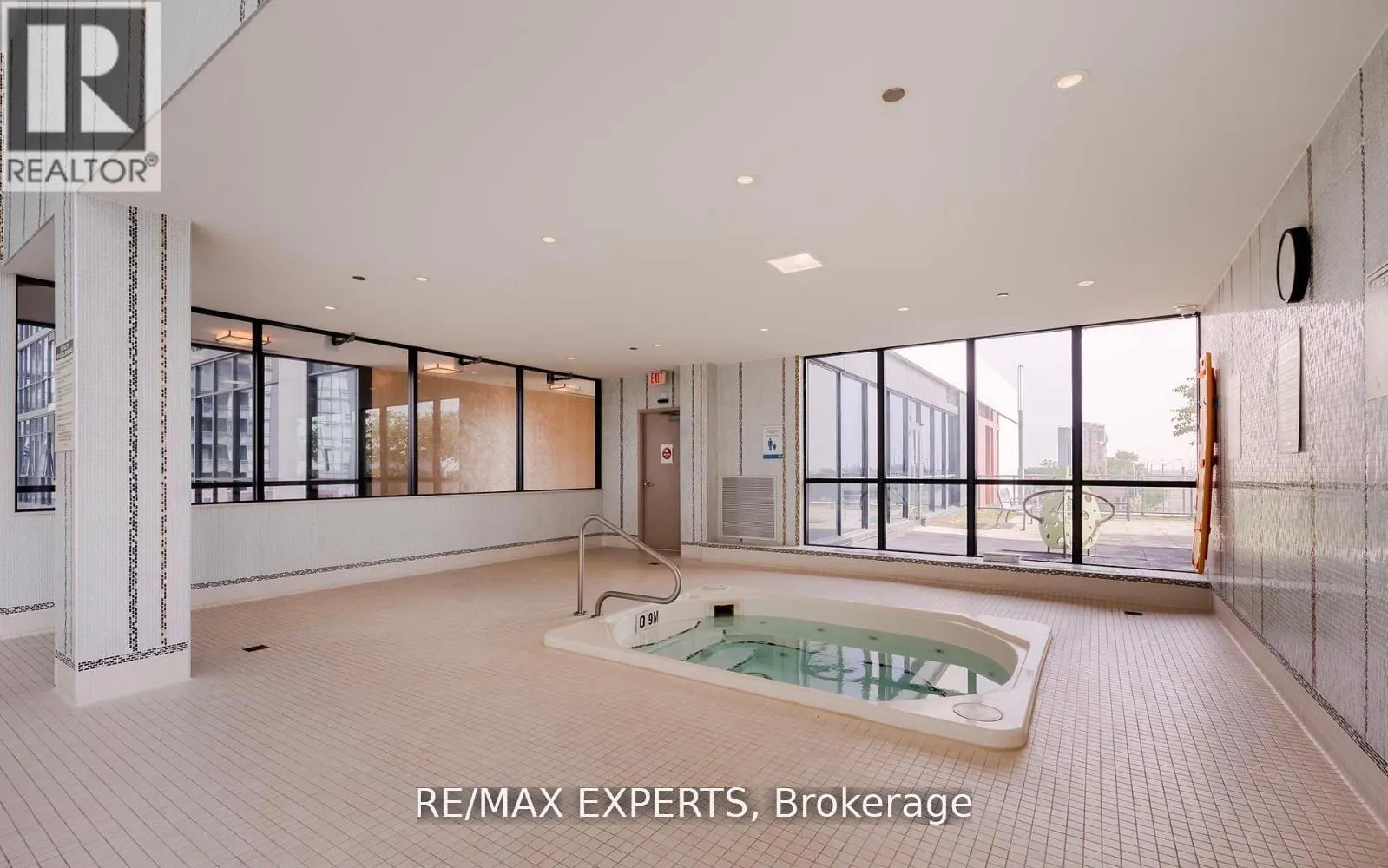504 - 55 EGLINTON AVENUE W