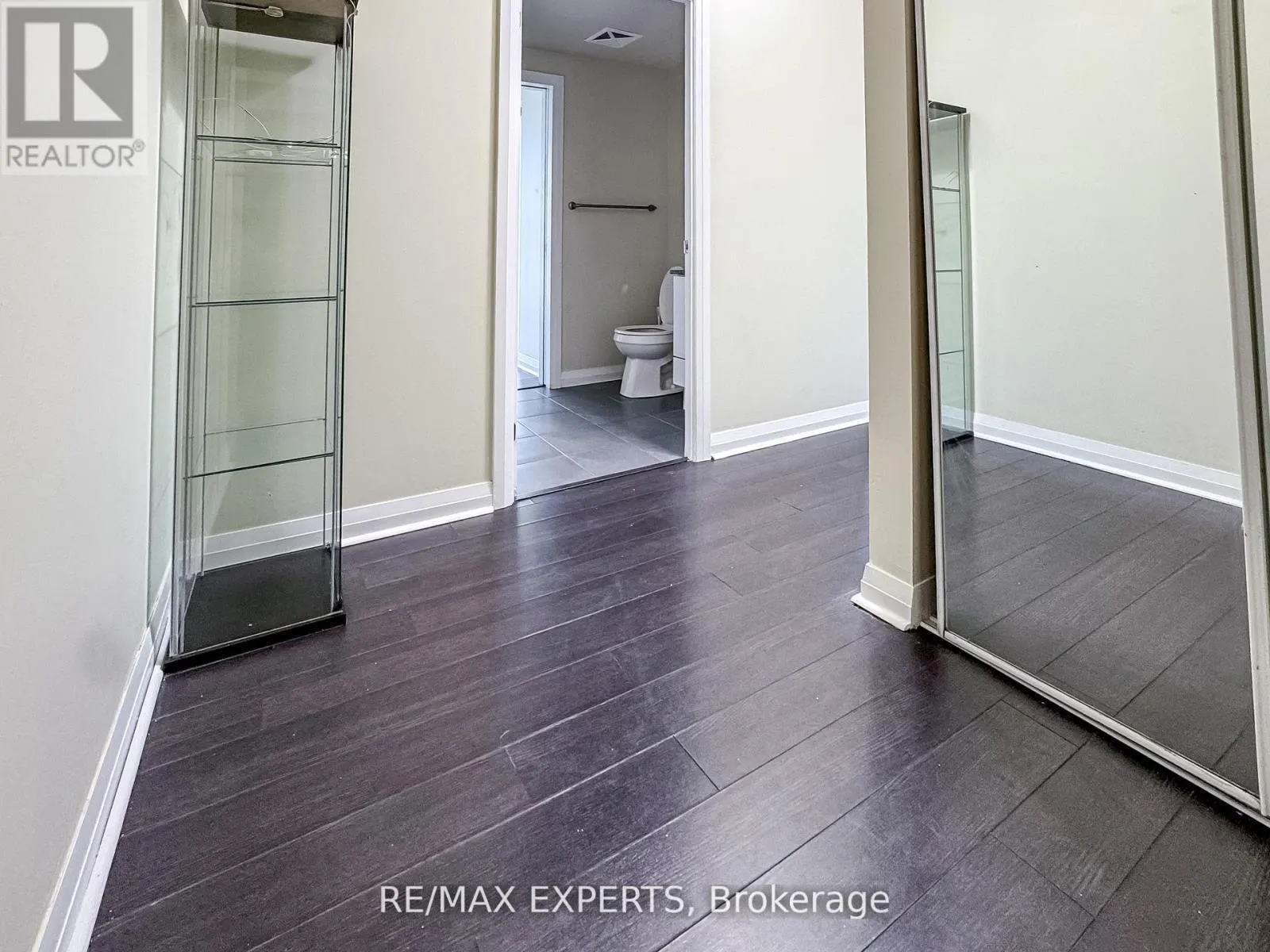 504 - 55 EGLINTON AVENUE W