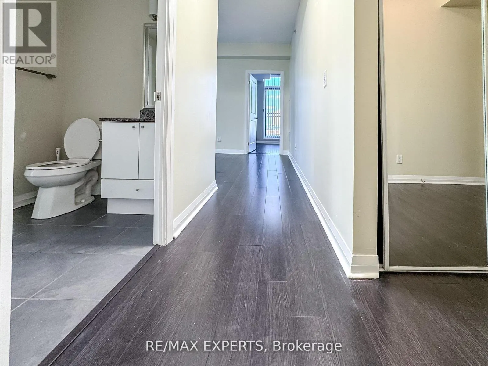 504 - 55 EGLINTON AVENUE W