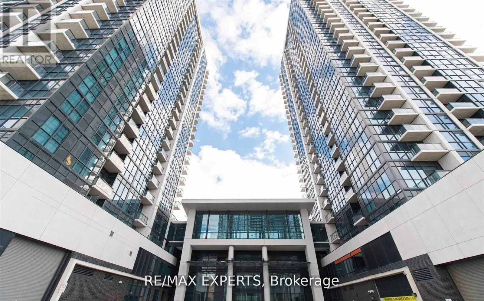 504 - 55 EGLINTON AVENUE W