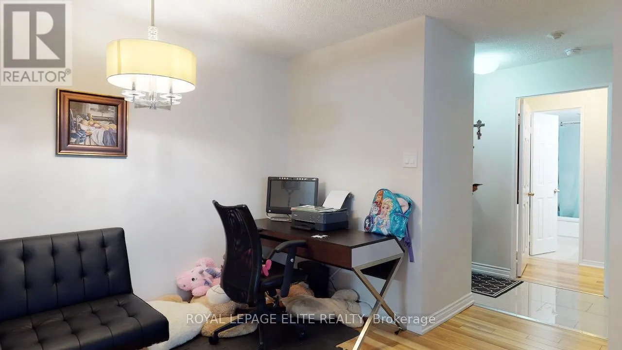 202 - 700 CONSTELLATION DRIVE