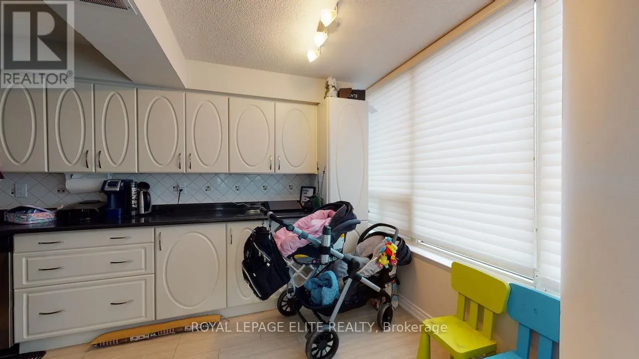 202 - 700 CONSTELLATION DRIVE