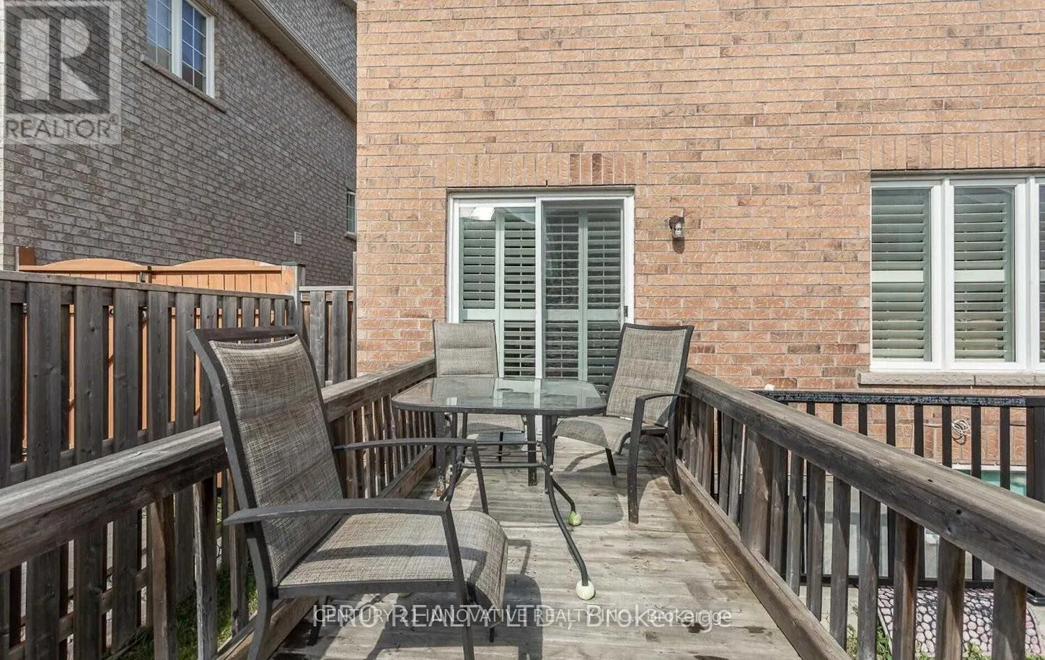 126 FOOTBRIDGE CRESCENT