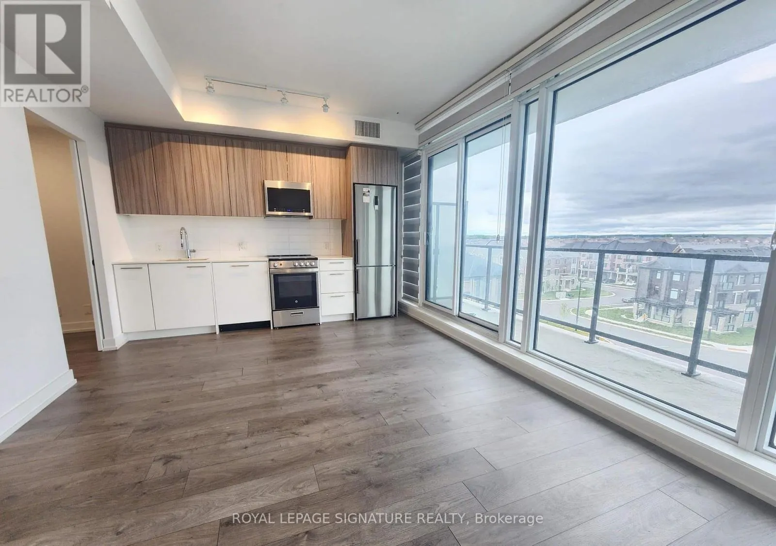 509 - 225 VETERANS DRIVE