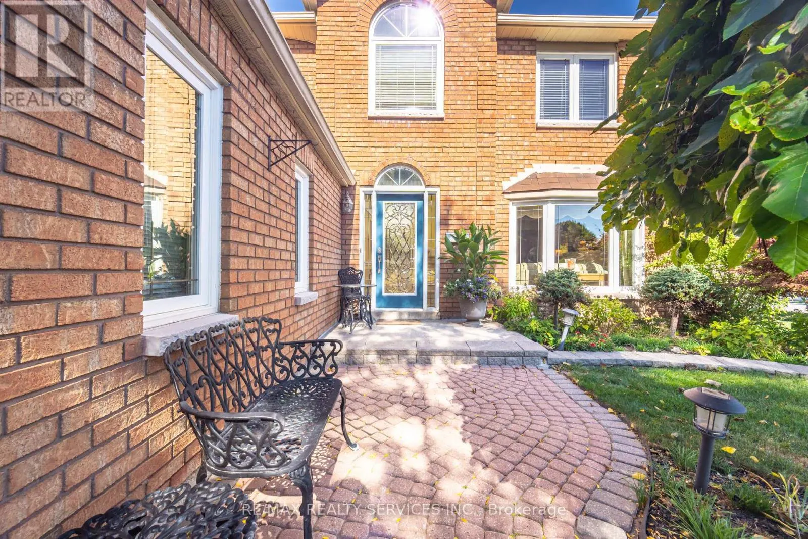 30 STARLING COURT