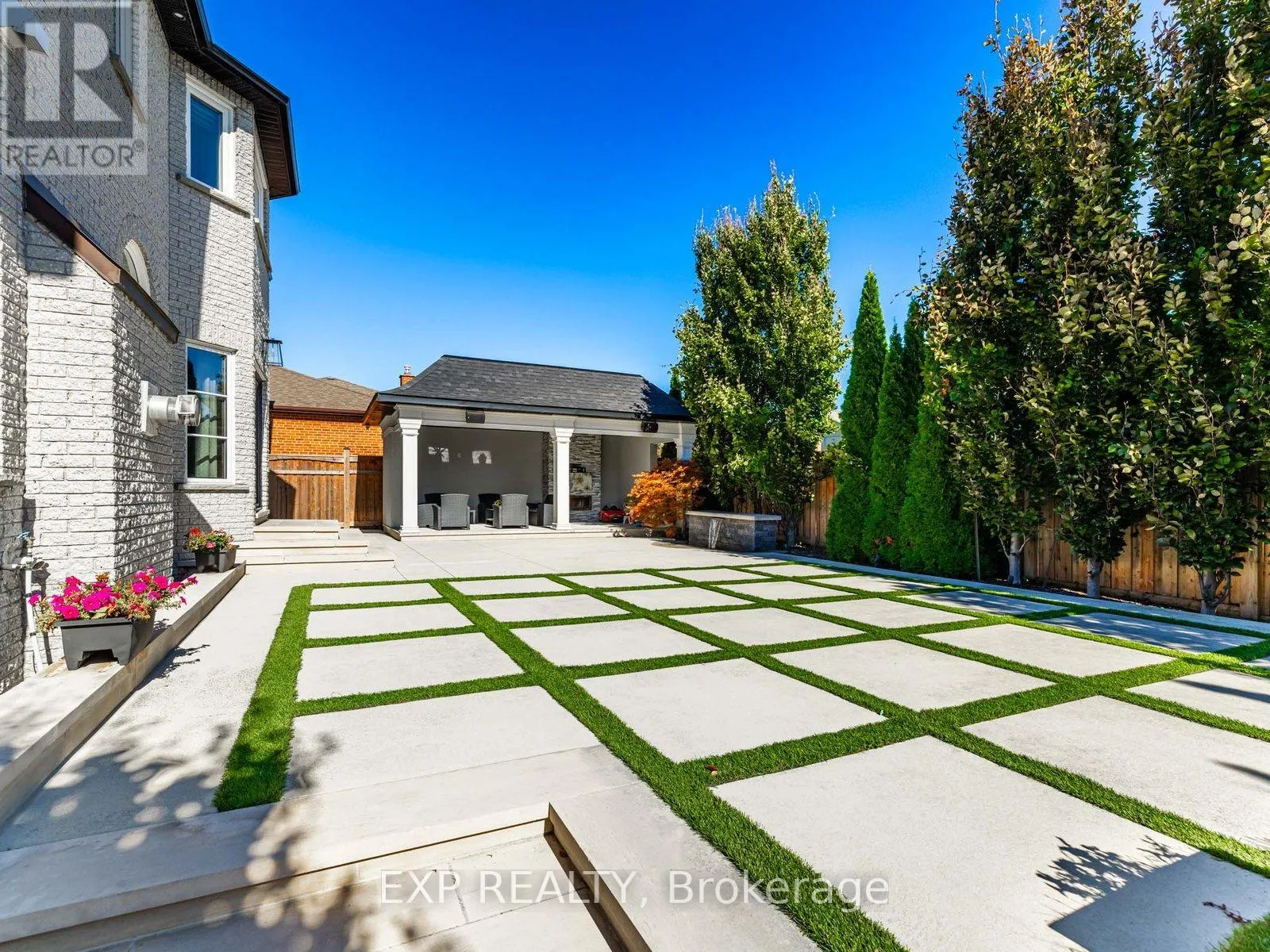 13 BOURDON AVENUE