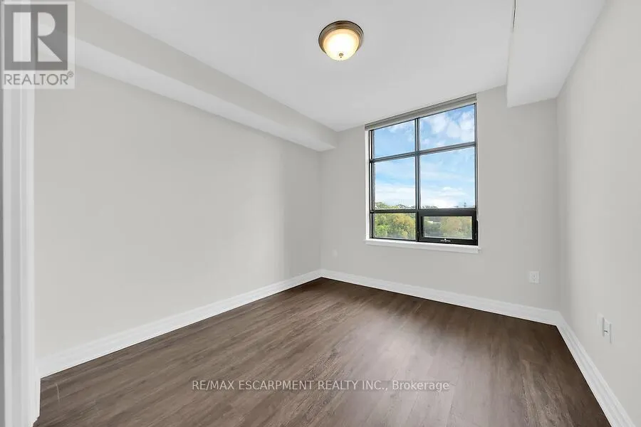 418 - 3290 NEW STREET