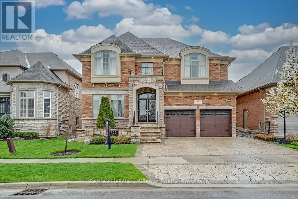 1527 ARROWHEAD ROAD