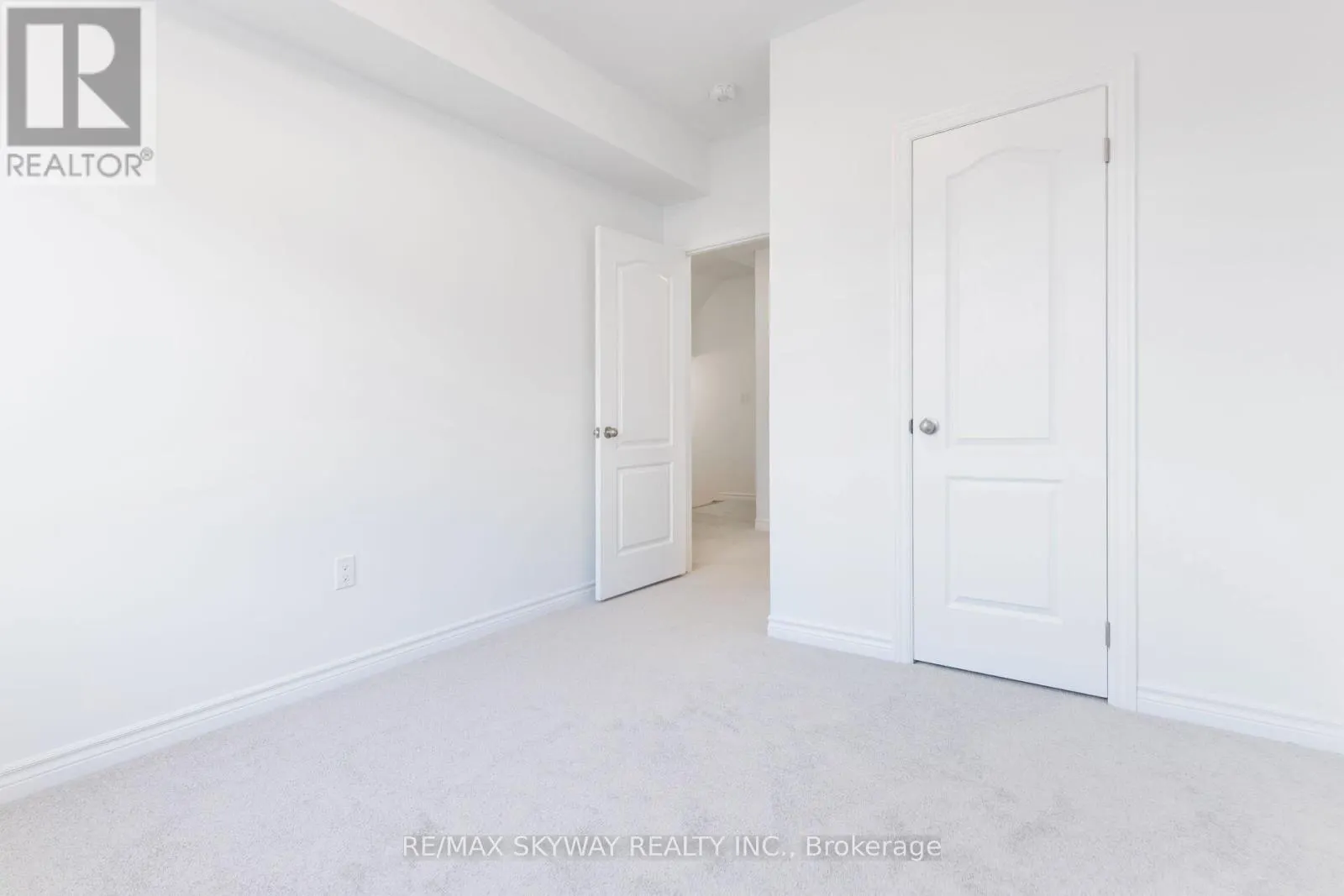 26 SPRINGDALE AVENUE
