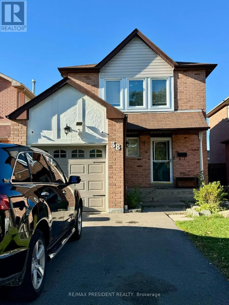 38 NECTARINE CRESCENT