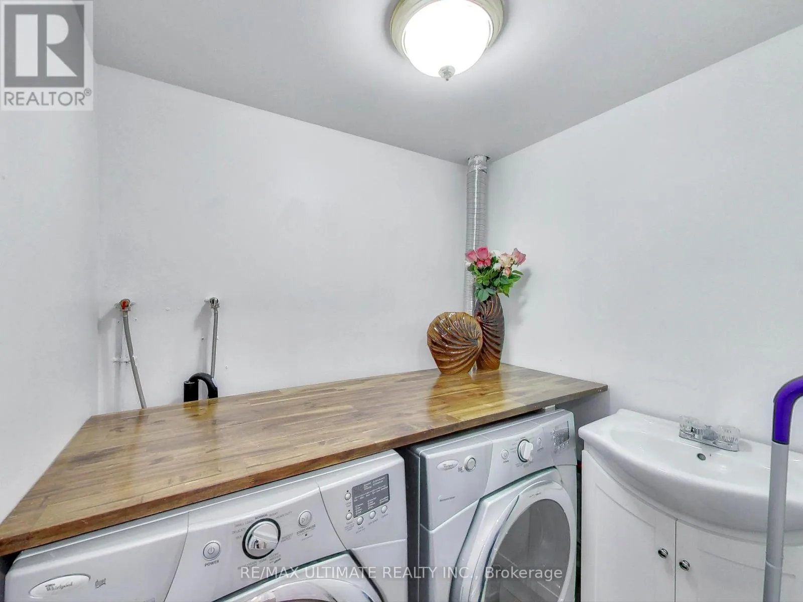 406 - 75 EMMETT AVENUE