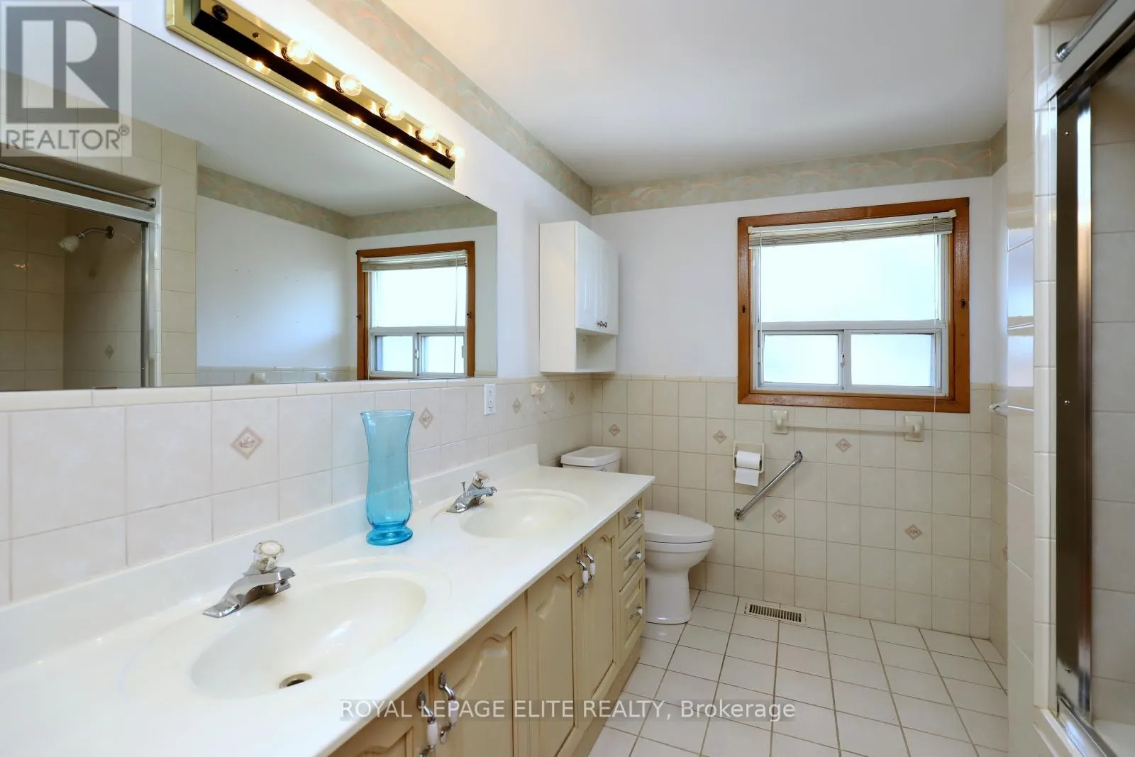 3440 RIVERSPRAY CRESCENT