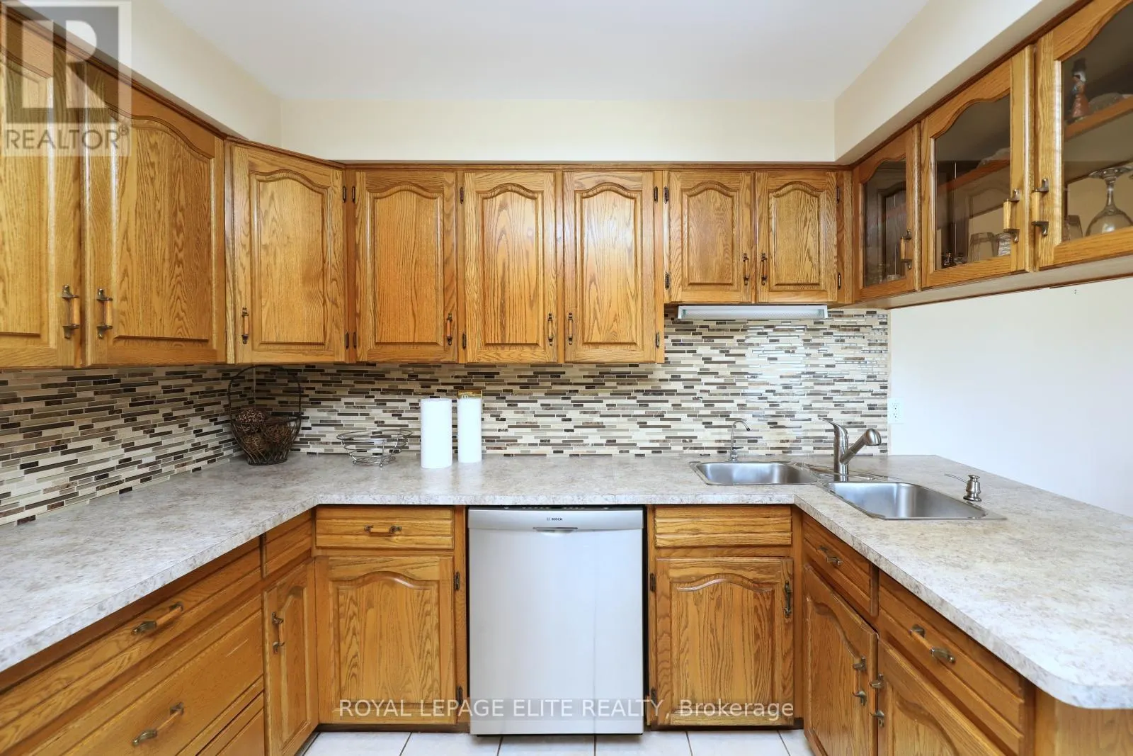 3440 RIVERSPRAY CRESCENT