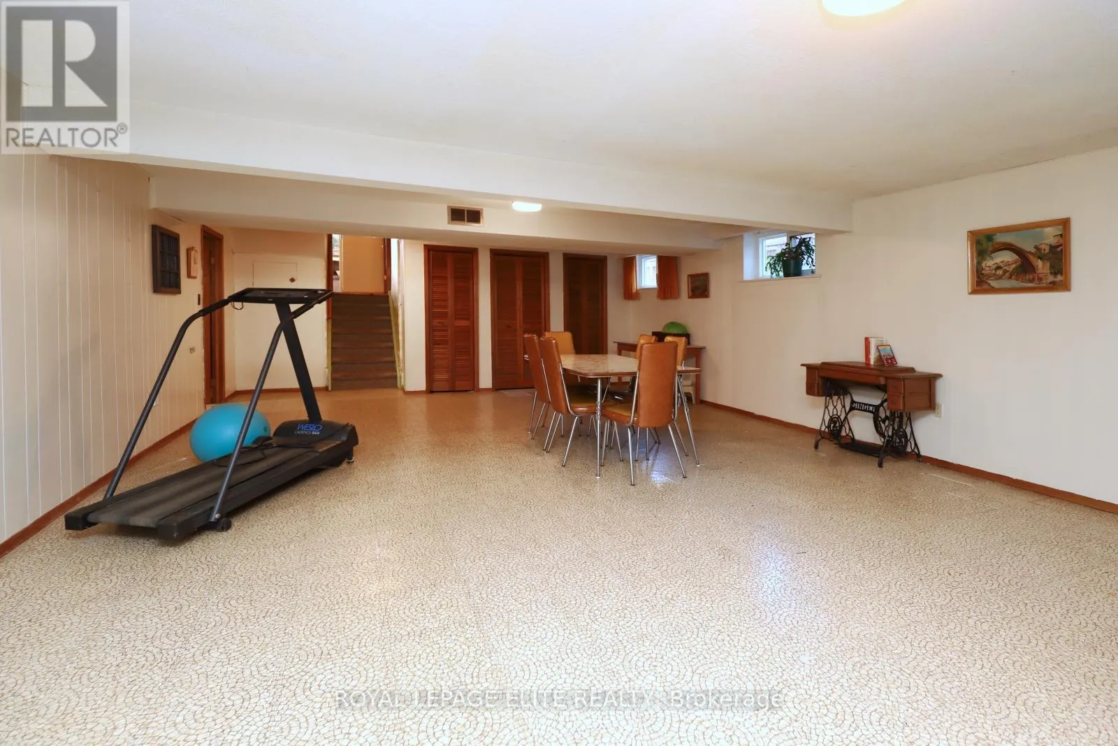 3440 RIVERSPRAY CRESCENT