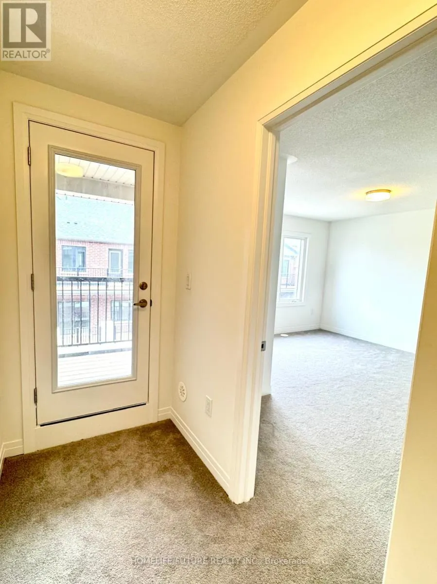 43 MOOSEHEAD DRIVE