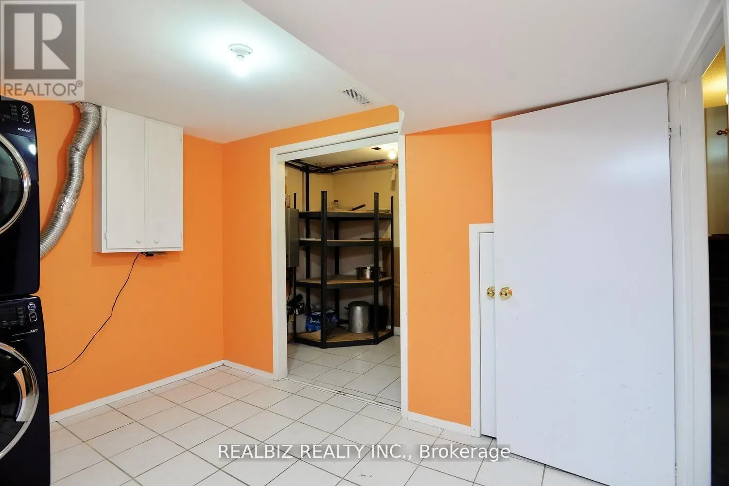 15 MILKWOOD AVENUE