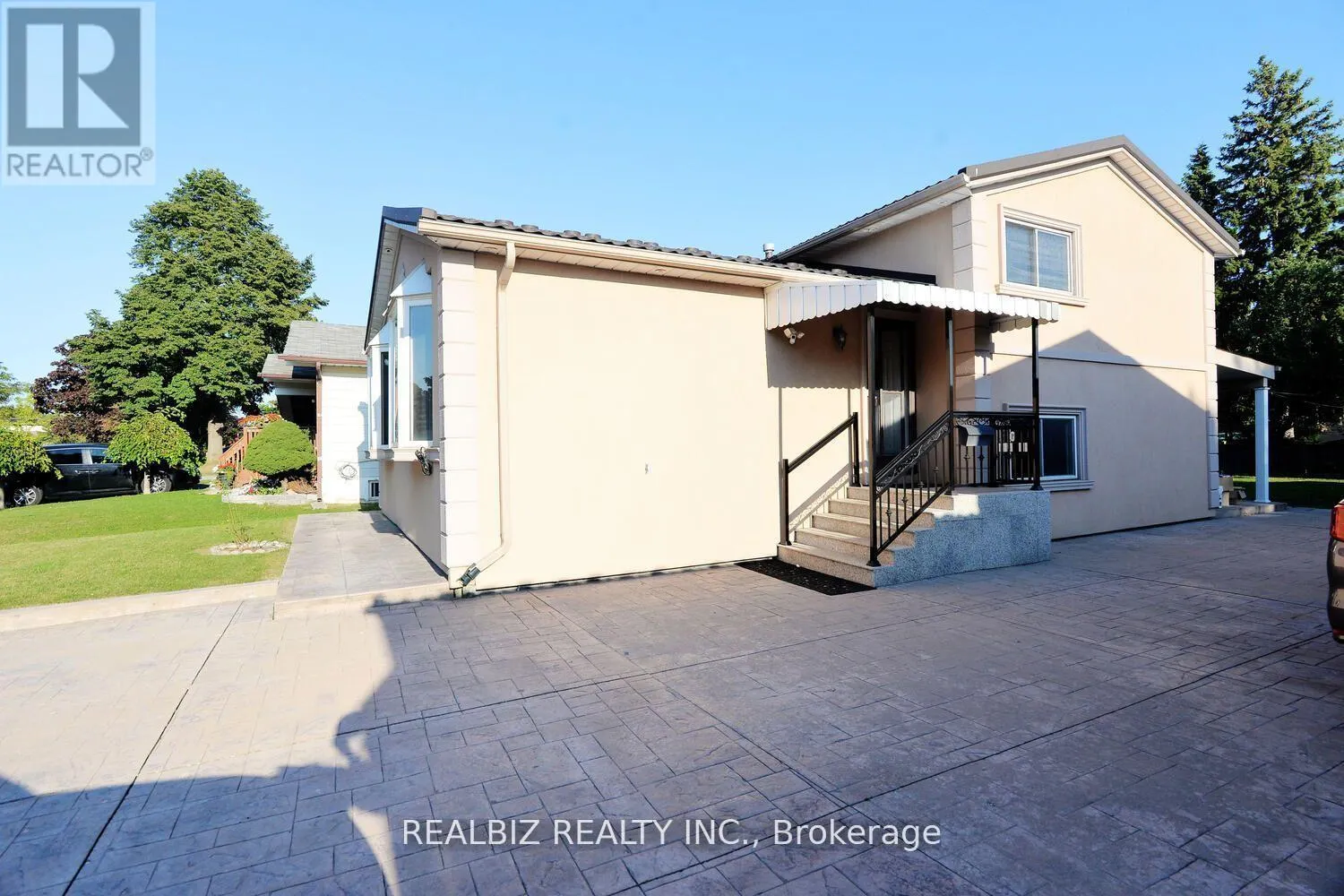 15 MILKWOOD AVENUE