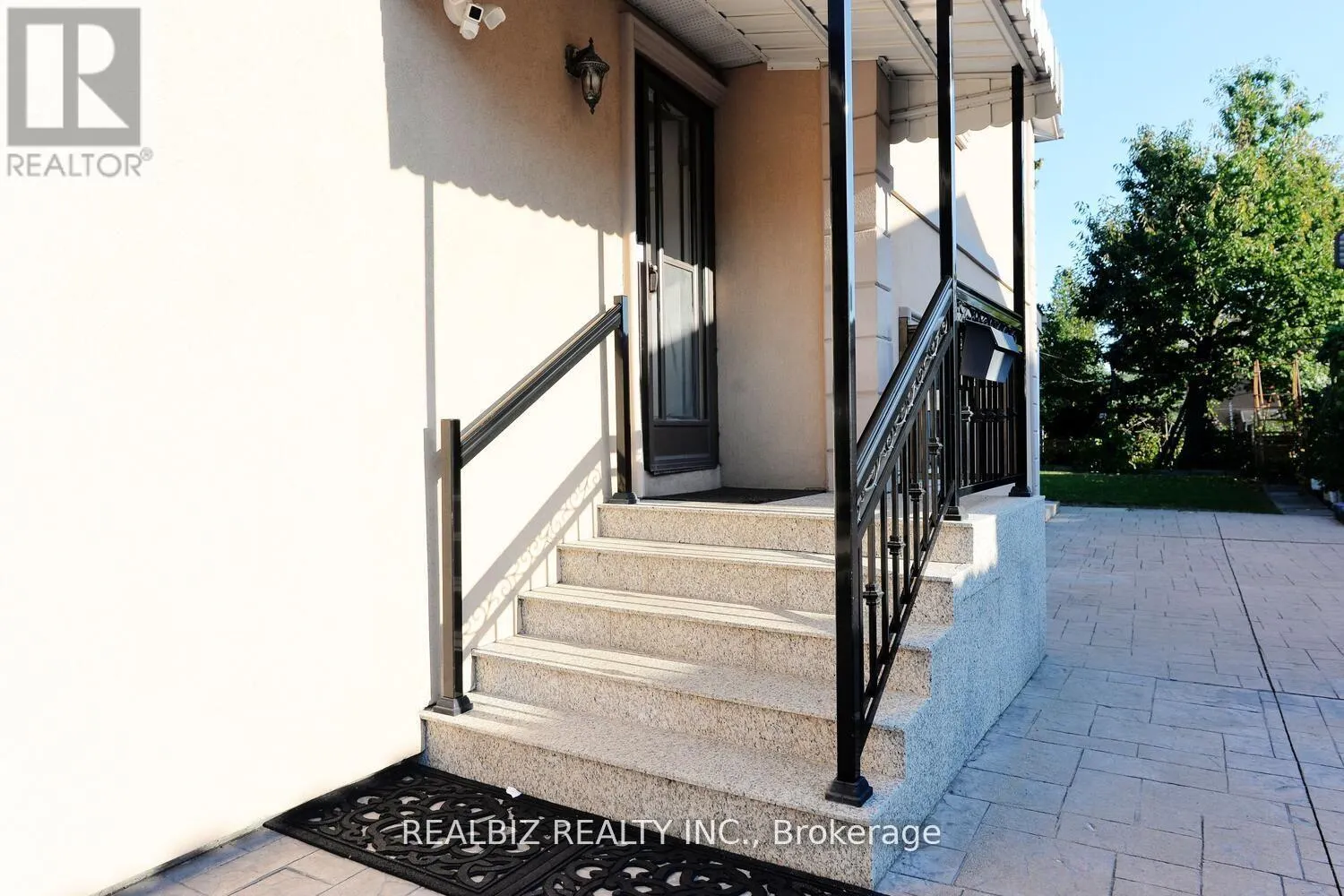 15 MILKWOOD AVENUE