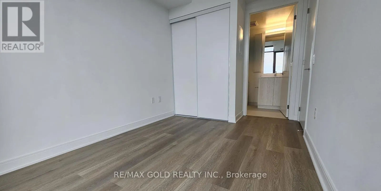 1319 - 86 DUNDAS STREET E