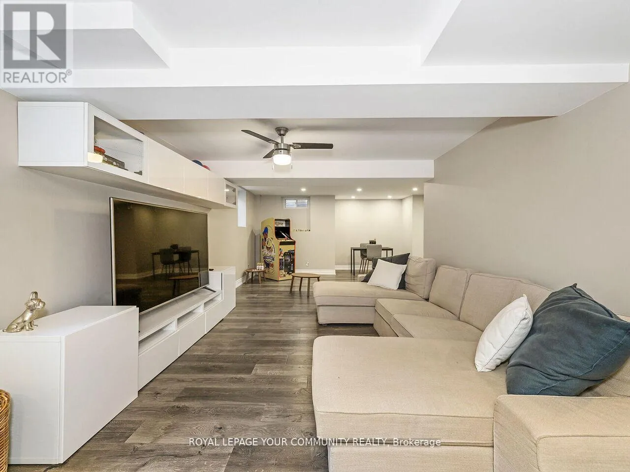 2 LAWTON COURT