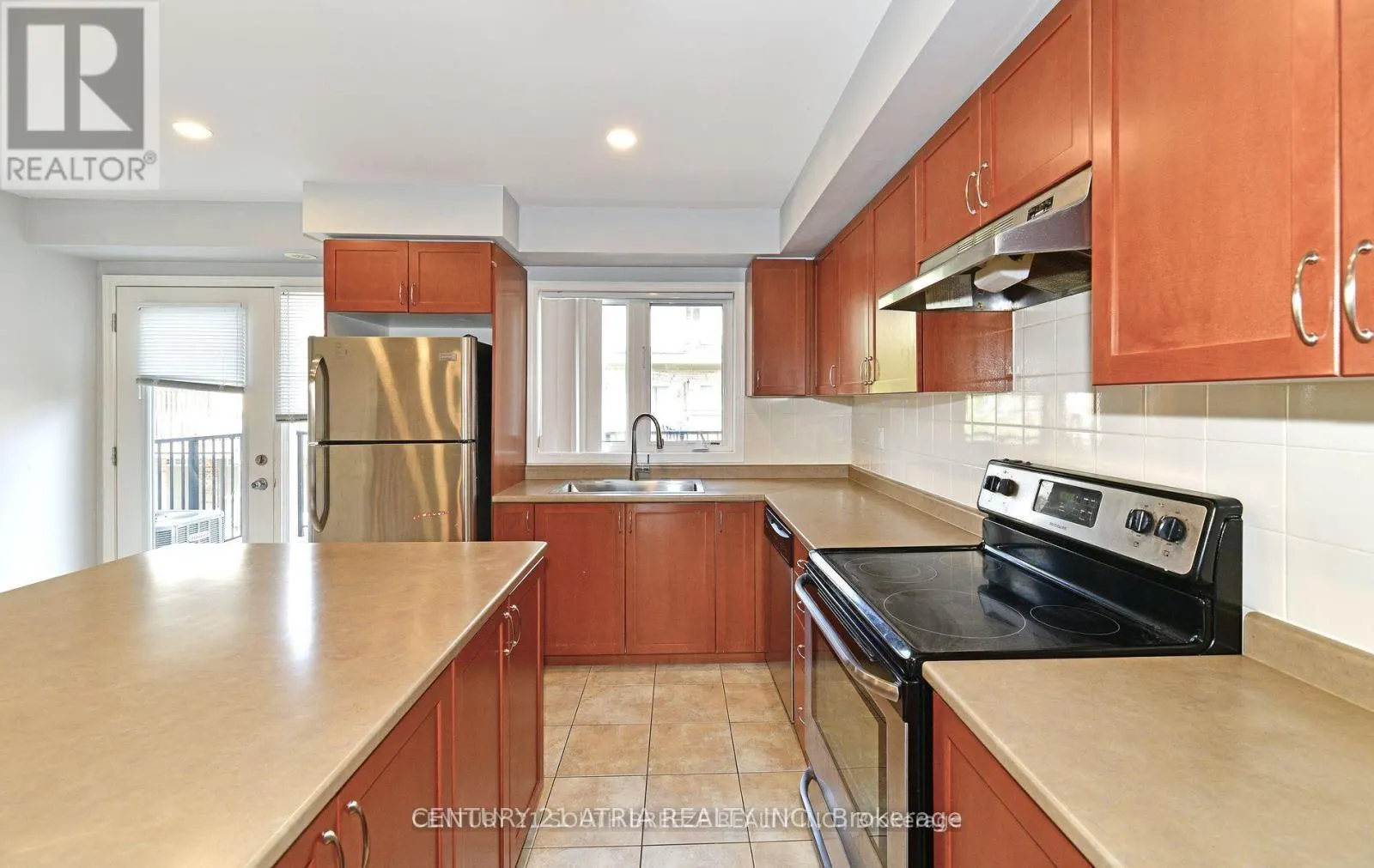 17 - 3135 BOXFORD CRESCENT