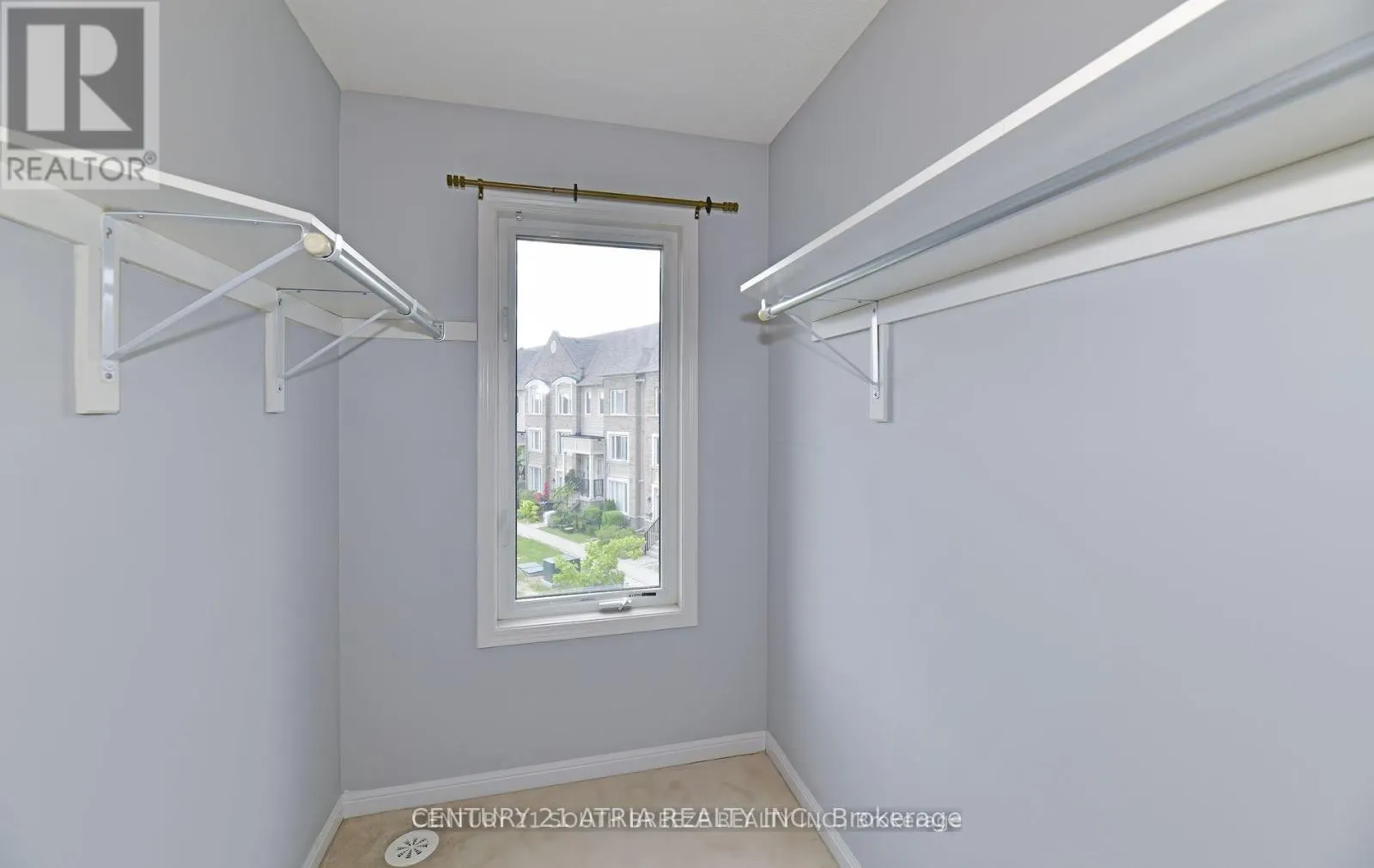 17 - 3135 BOXFORD CRESCENT