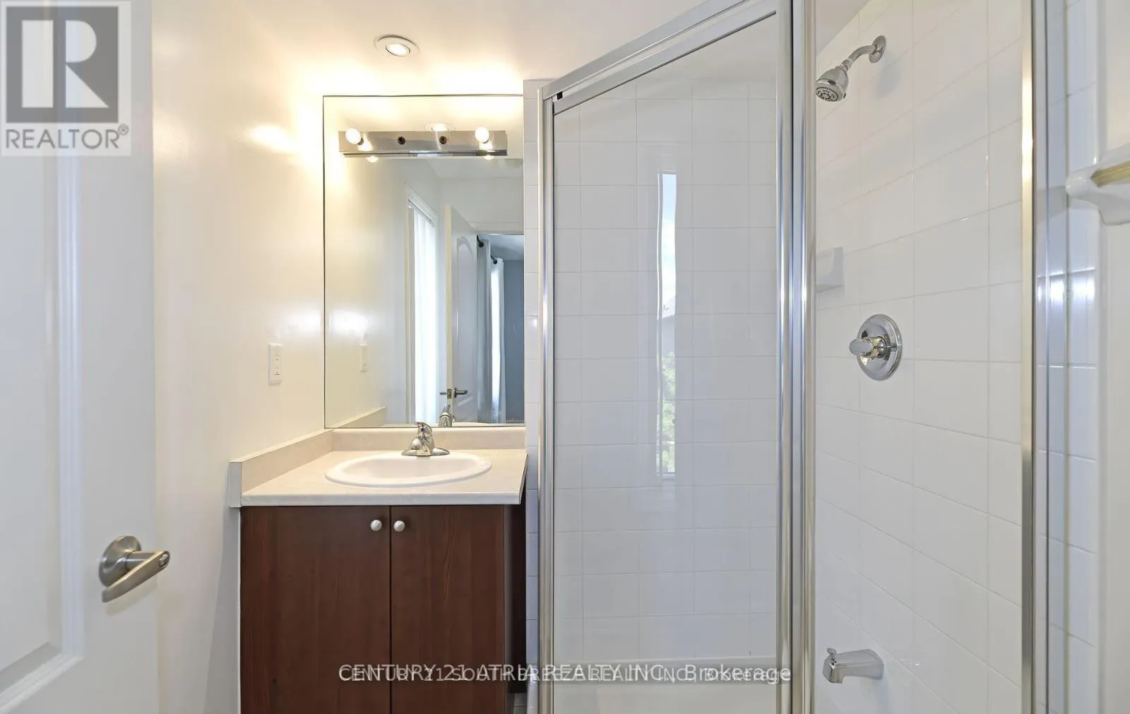 17 - 3135 BOXFORD CRESCENT