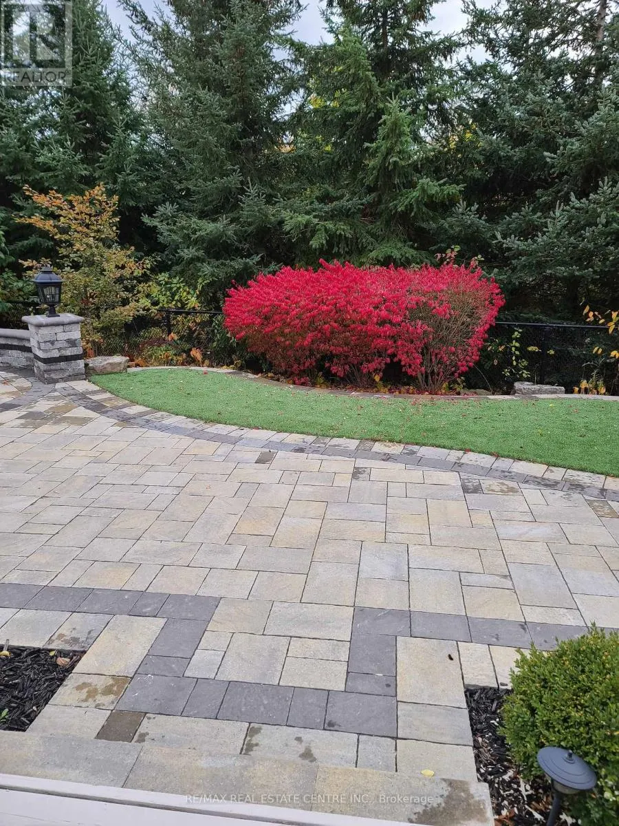UPPER PORTION - 9 BELLEVILLE DRIVE