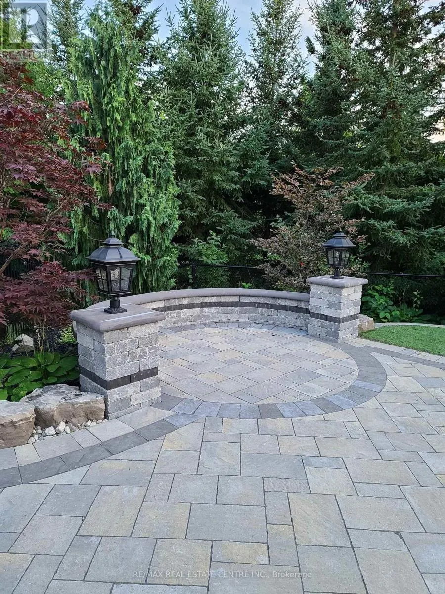 UPPER PORTION - 9 BELLEVILLE DRIVE