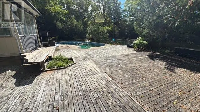 398 CHRISTINA DRIVE